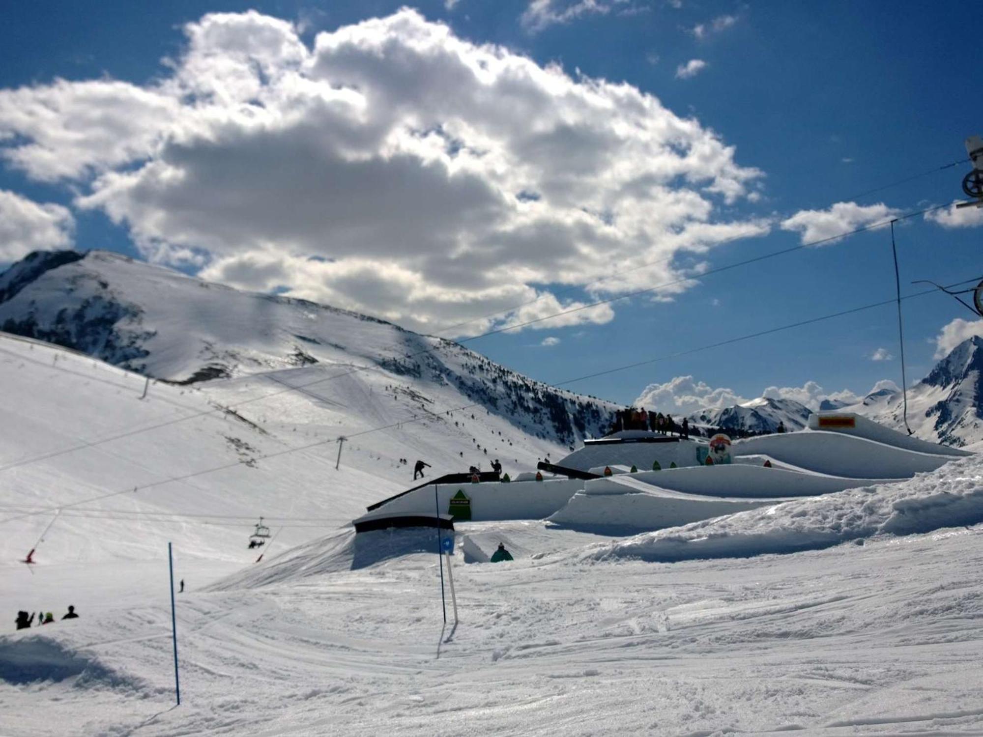 Appartement Cosy Pour 4, Terrasse, Proche Thermes Et Telecabine A Saint-Lary-Soulan - Fr-1-296-196 Luaran gambar